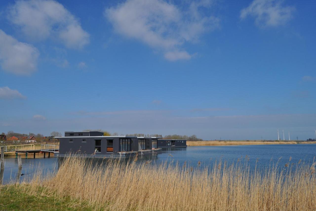 Hausboot Der Frieslaender Im Wangermeer Schillig Extérieur photo