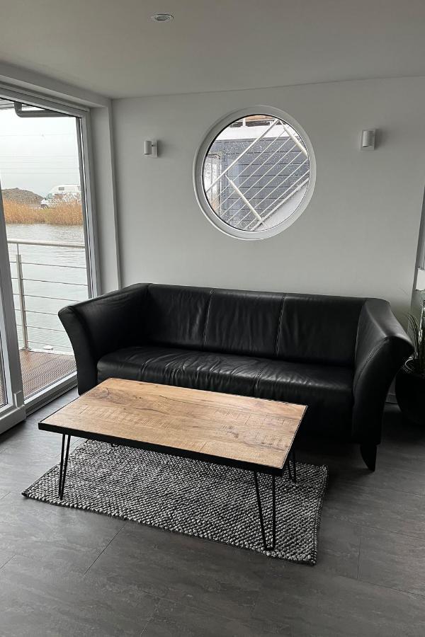 Hausboot Der Frieslaender Im Wangermeer Schillig Extérieur photo