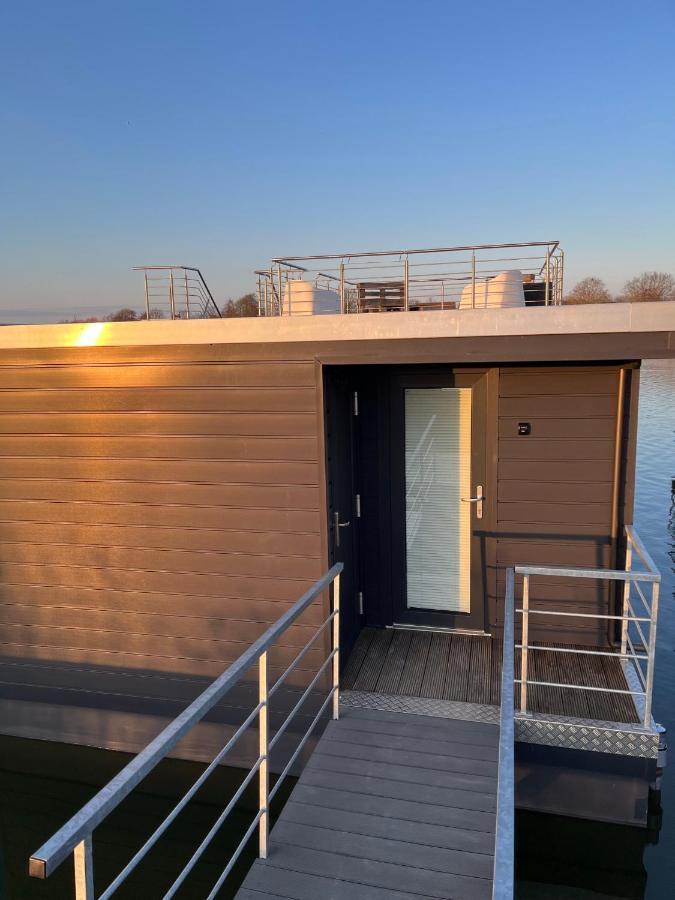 Hausboot Der Frieslaender Im Wangermeer Schillig Extérieur photo